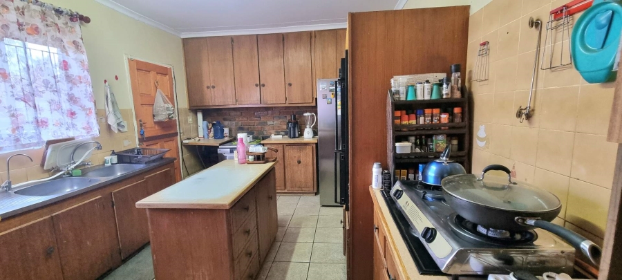 3 Bedroom Property for Sale in Langenhovenpark Free State